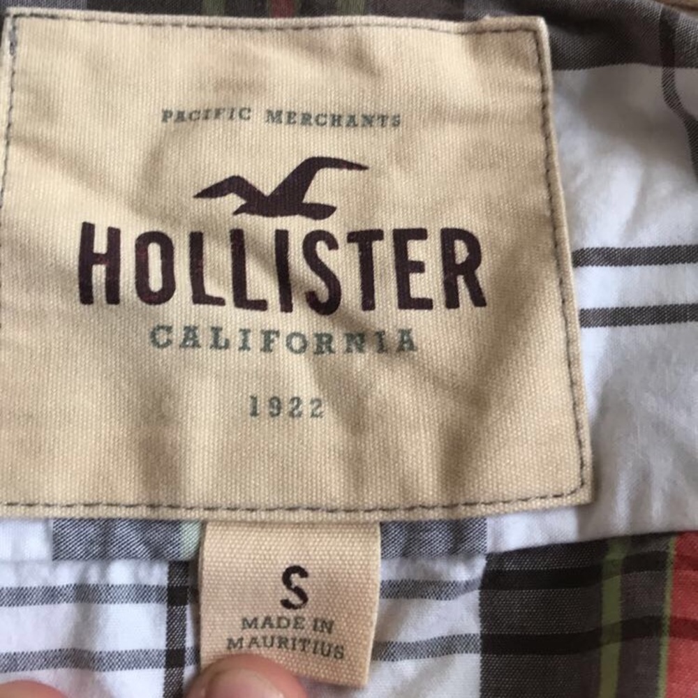 Hollister button down